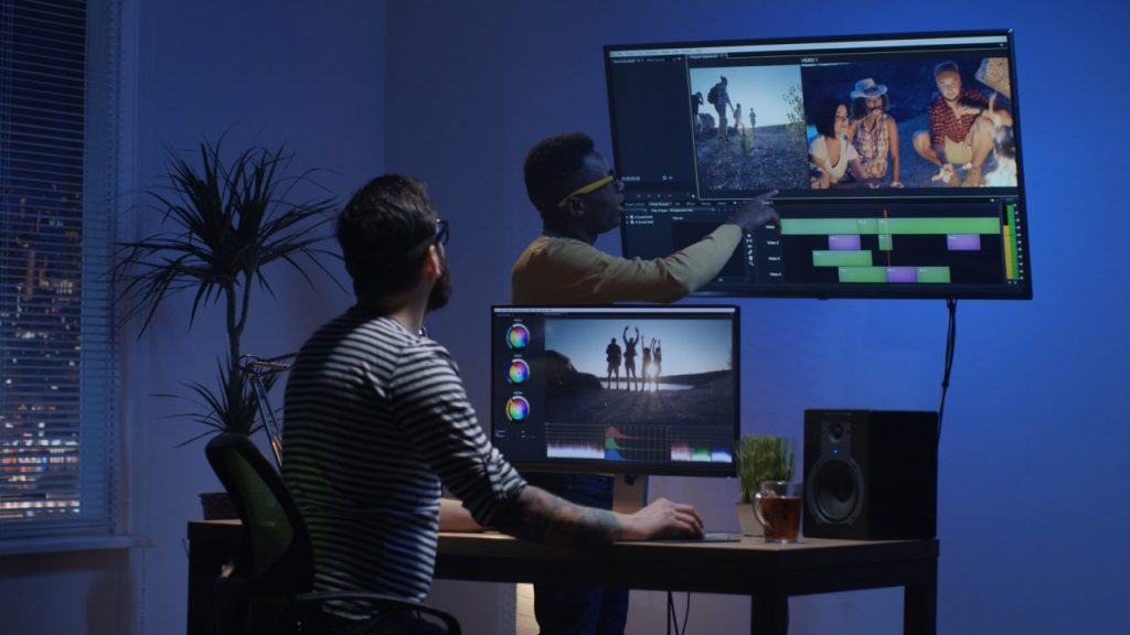 10 Steps to Making $10,000 a Month with Video Editing in 2023